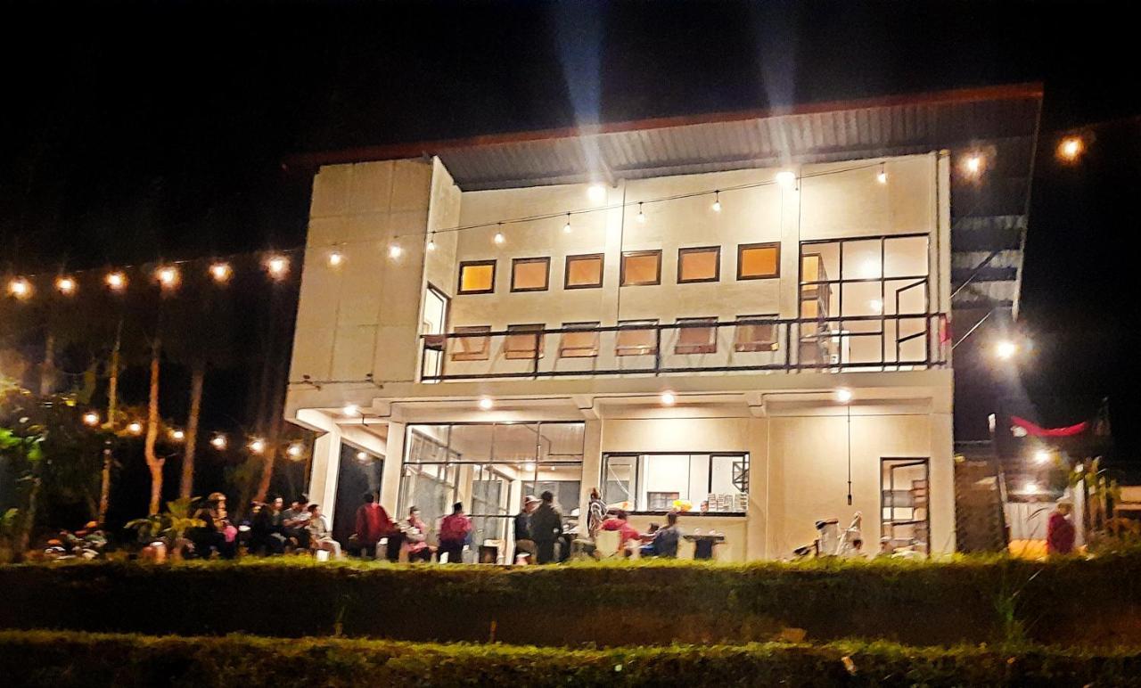 Bromo Dormitory & Cabin Dış mekan fotoğraf
